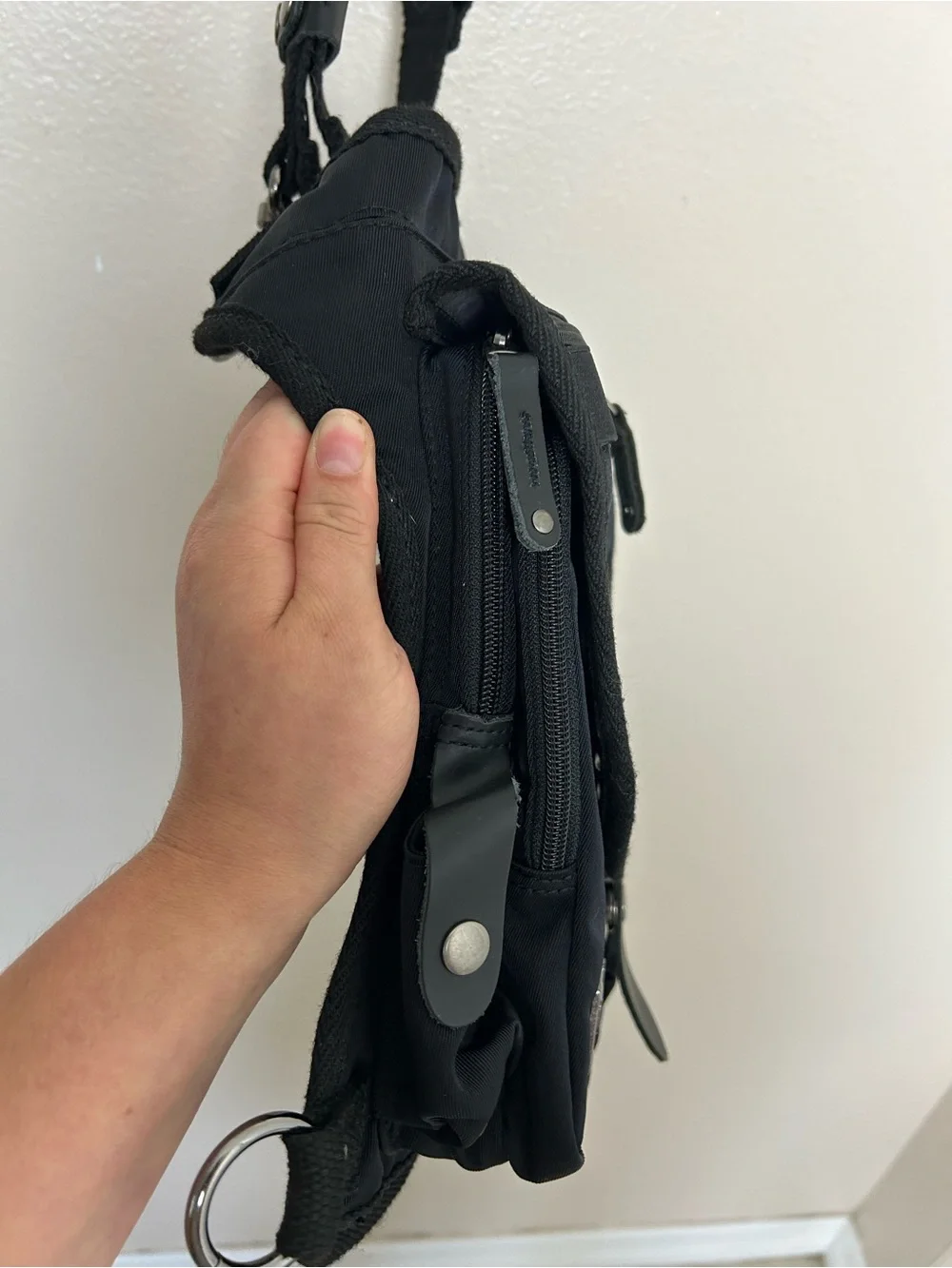 Ukoala compact black